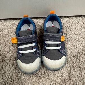 See Kai run toddler shoes Stevie denim size 8